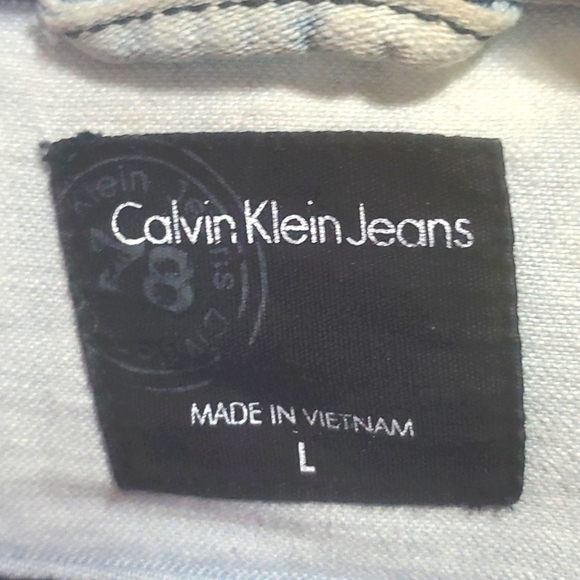 CALVIN KLEIN JEANS TWO-TONE JEAN JACKET - Picture 3 of 3